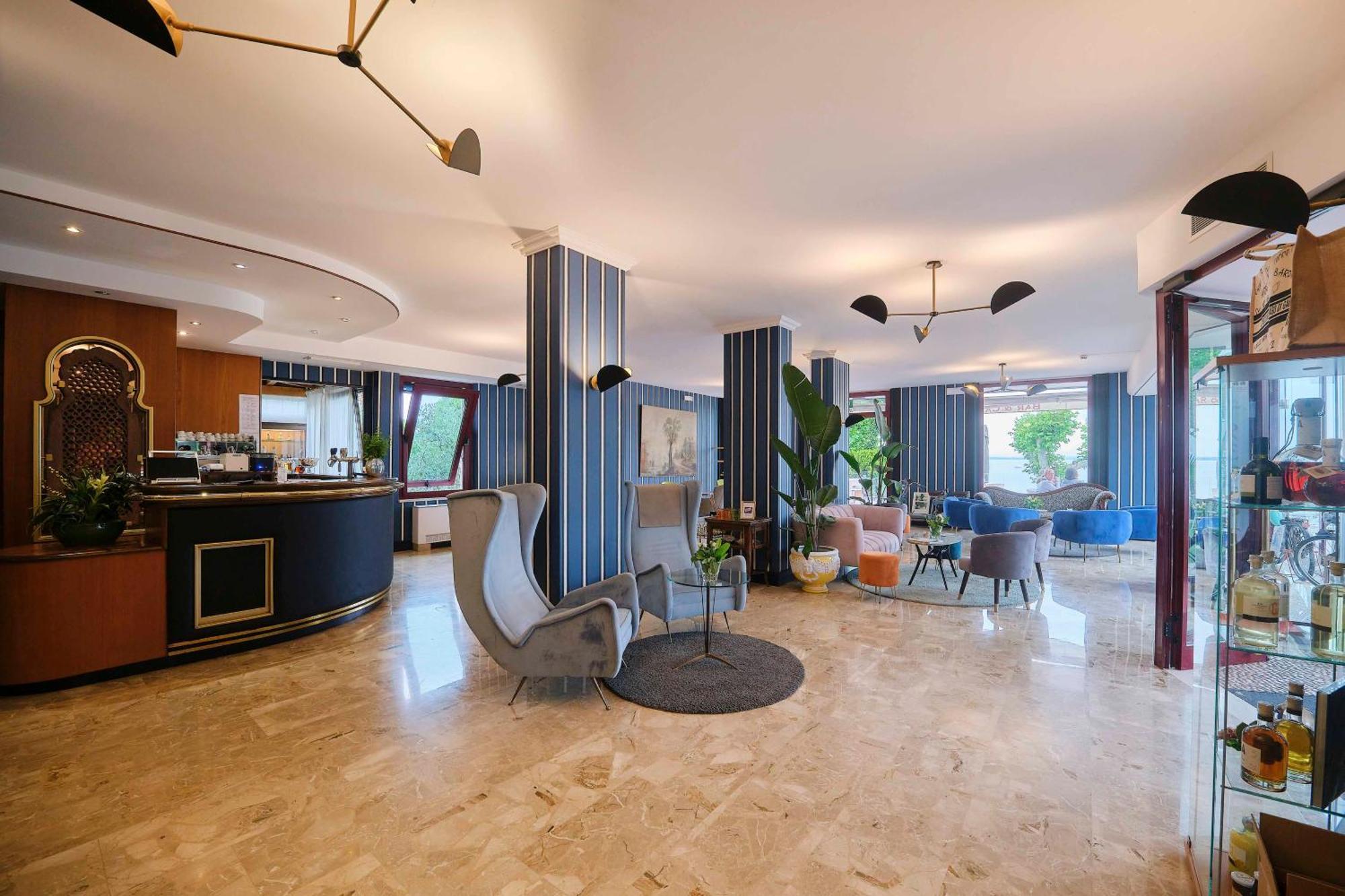 ברדולינו Kriss Internazionale Hotel מראה חיצוני תמונה