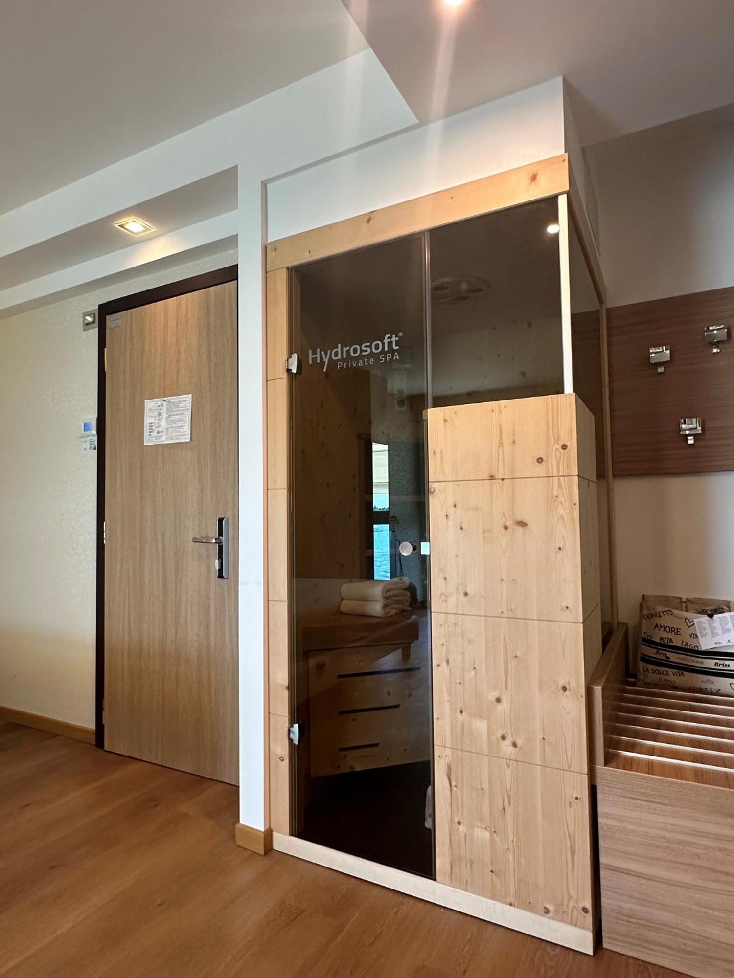 ברדולינו Kriss Internazionale Hotel מראה חיצוני תמונה